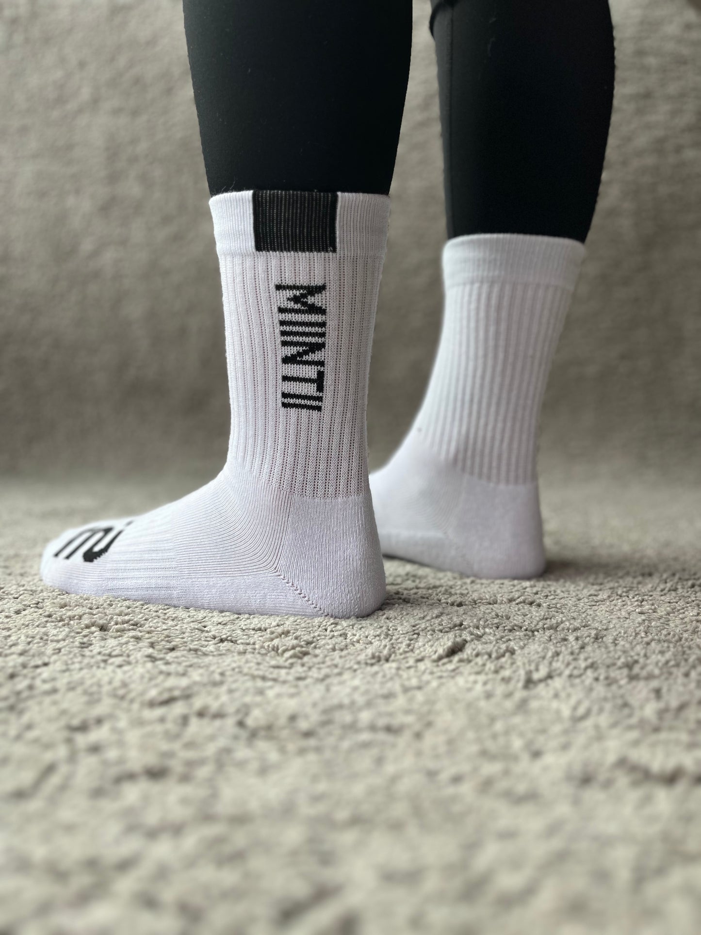 MiintiiMotion - White